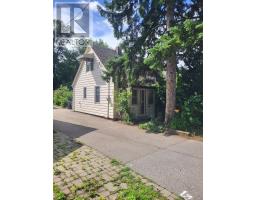 77 FREDERICK STREET, Brampton, Ontario