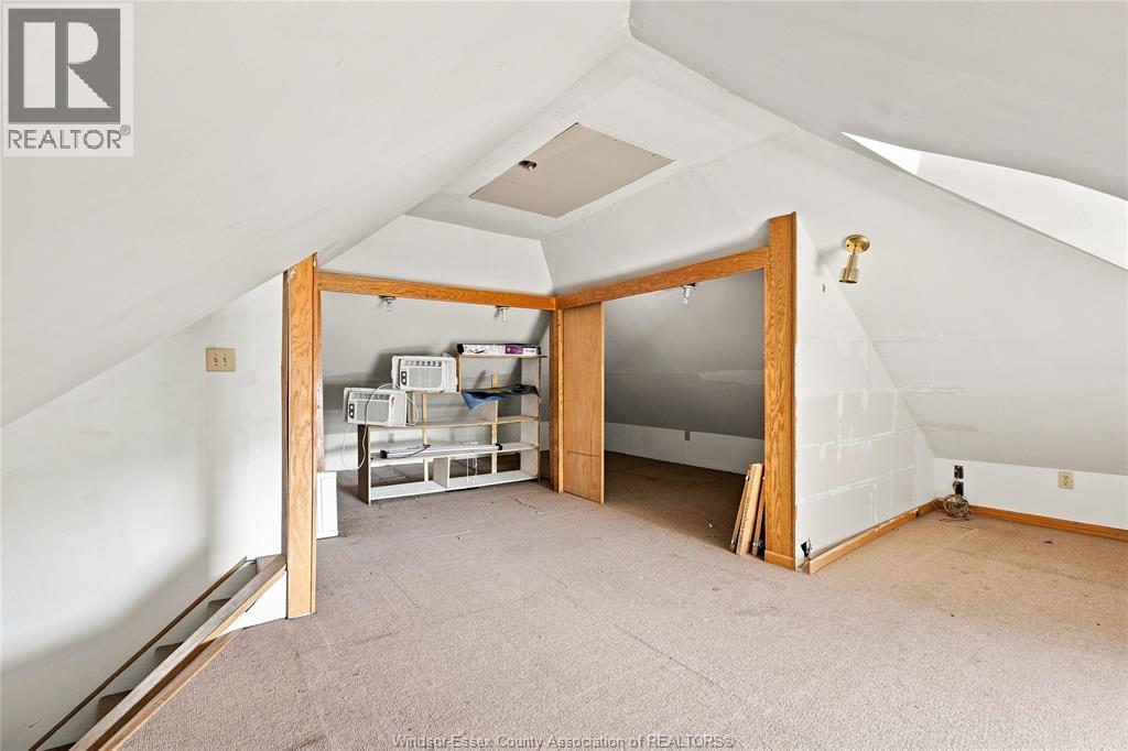 916 Lincoln Road, Windsor, Ontario  N8Y 2H2 - Photo 31 - 26017005
