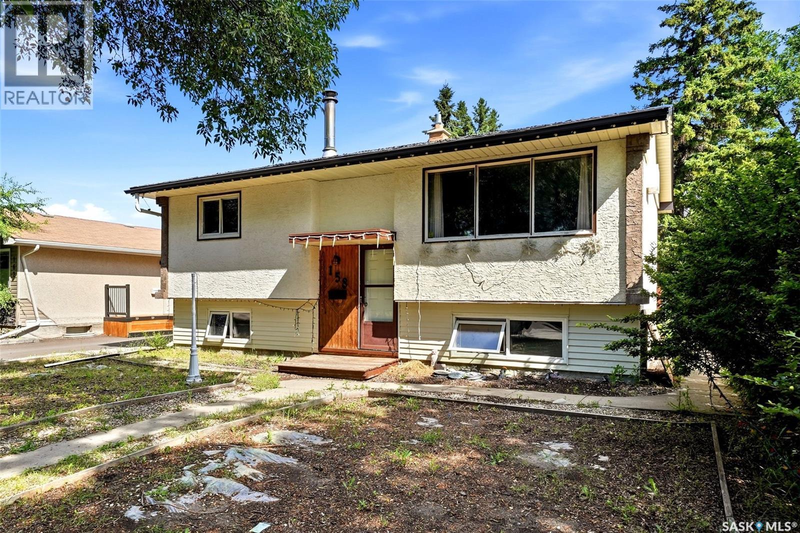 158 Read AVENUE, Regina, Saskatchewan