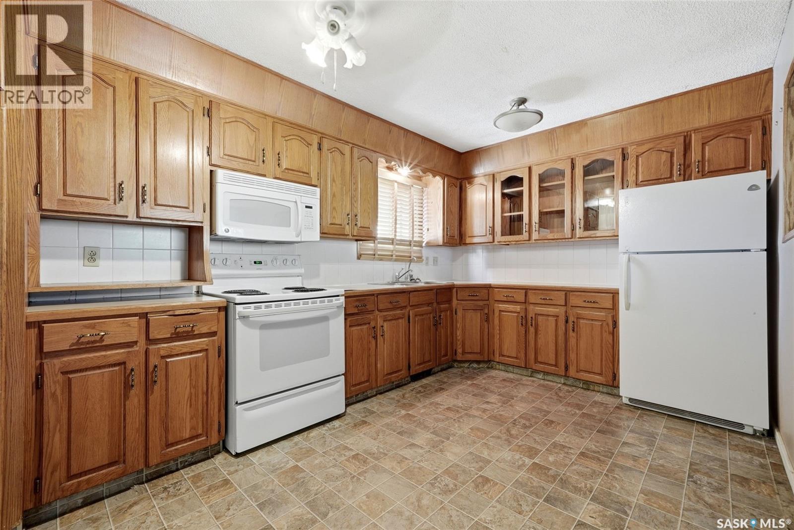 158 Read Avenue, Regina, Saskatchewan  S4T 6P9 - Photo 8 - SK042553