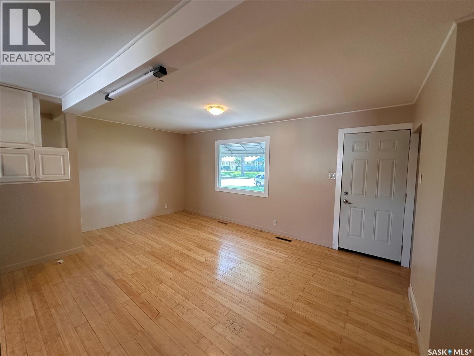 1106 10th Avenue E, Regina, Saskatchewan  S4N 0J2 - Photo 4 - SK042551