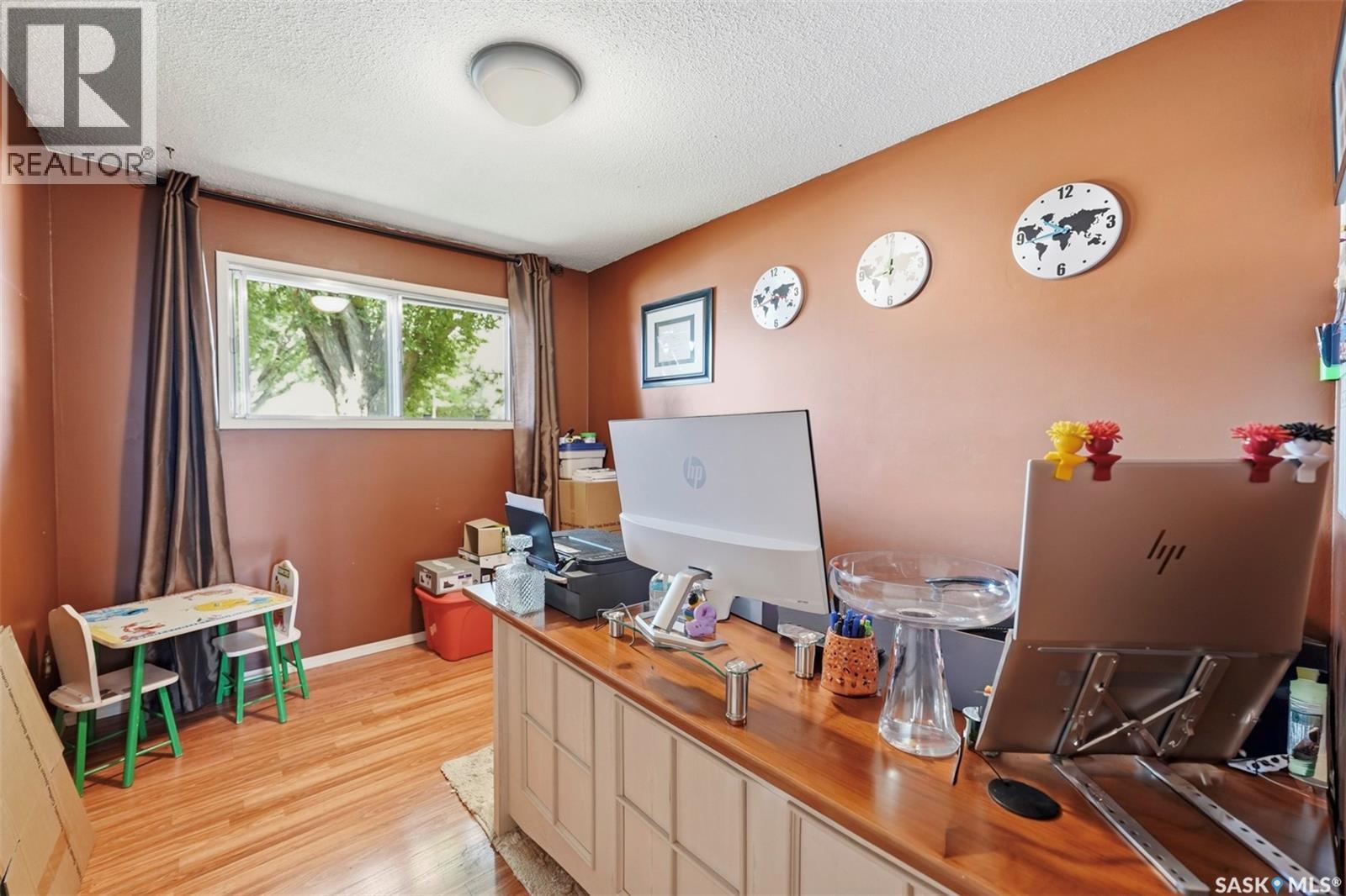 2145 37th Street W, Saskatoon, Saskatchewan  S7L 4E6 - Photo 14 - SK042495