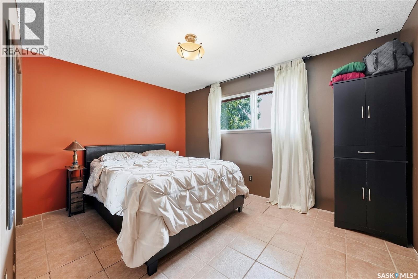 2145 37th Street W, Saskatoon, Saskatchewan  S7L 4E6 - Photo 15 - SK042495