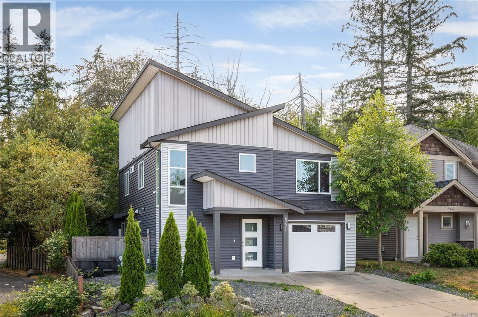 541 Marisa St