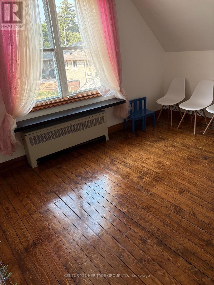 39 John Street, Bradford West Gwillimbury, Ontario  L3Z 0B4 - Photo 8 - N13556448