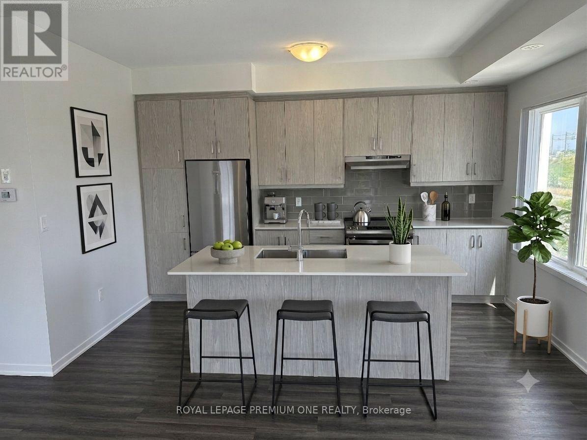 269 - 150 Honeycrisp Crescent, Vaughan, Ontario  L4K 0N7 - Photo 4 - N13557066