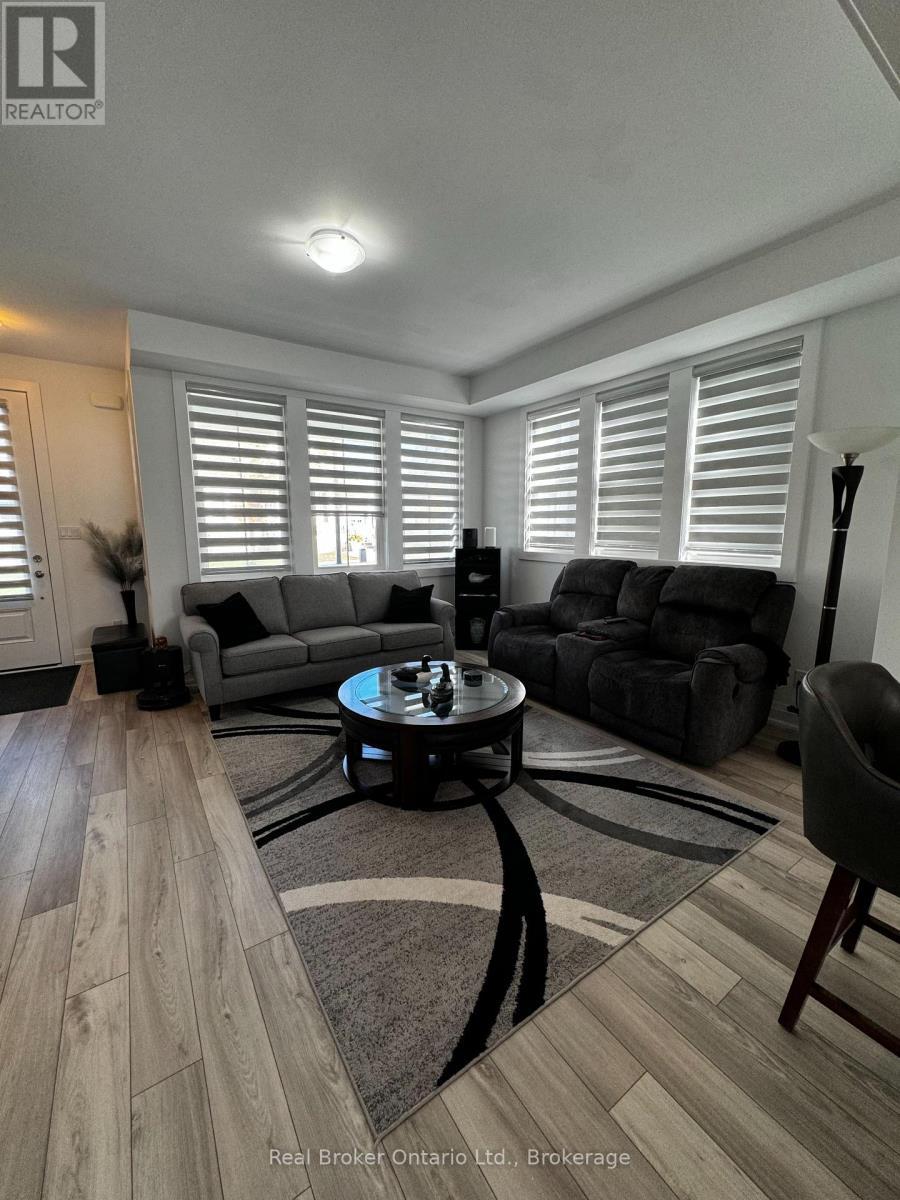 13 Julia Crescent, Midland, Ontario  L4R 0H5 - Photo 2 - S13567322