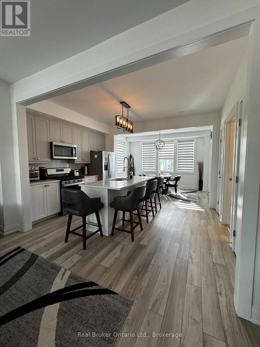 13 Julia Crescent, Midland, Ontario  L4R 0H5 - Photo 3 - S13567322