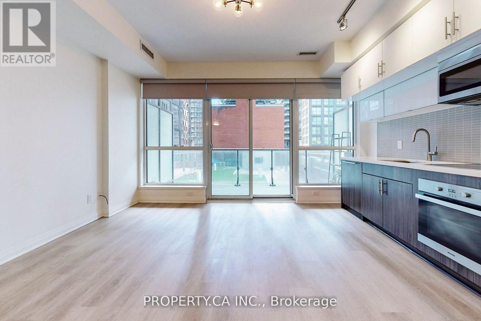 710 - 8 Mercer Street, Toronto, Ontario M5V 0C4 - Photo 5 - C13567050