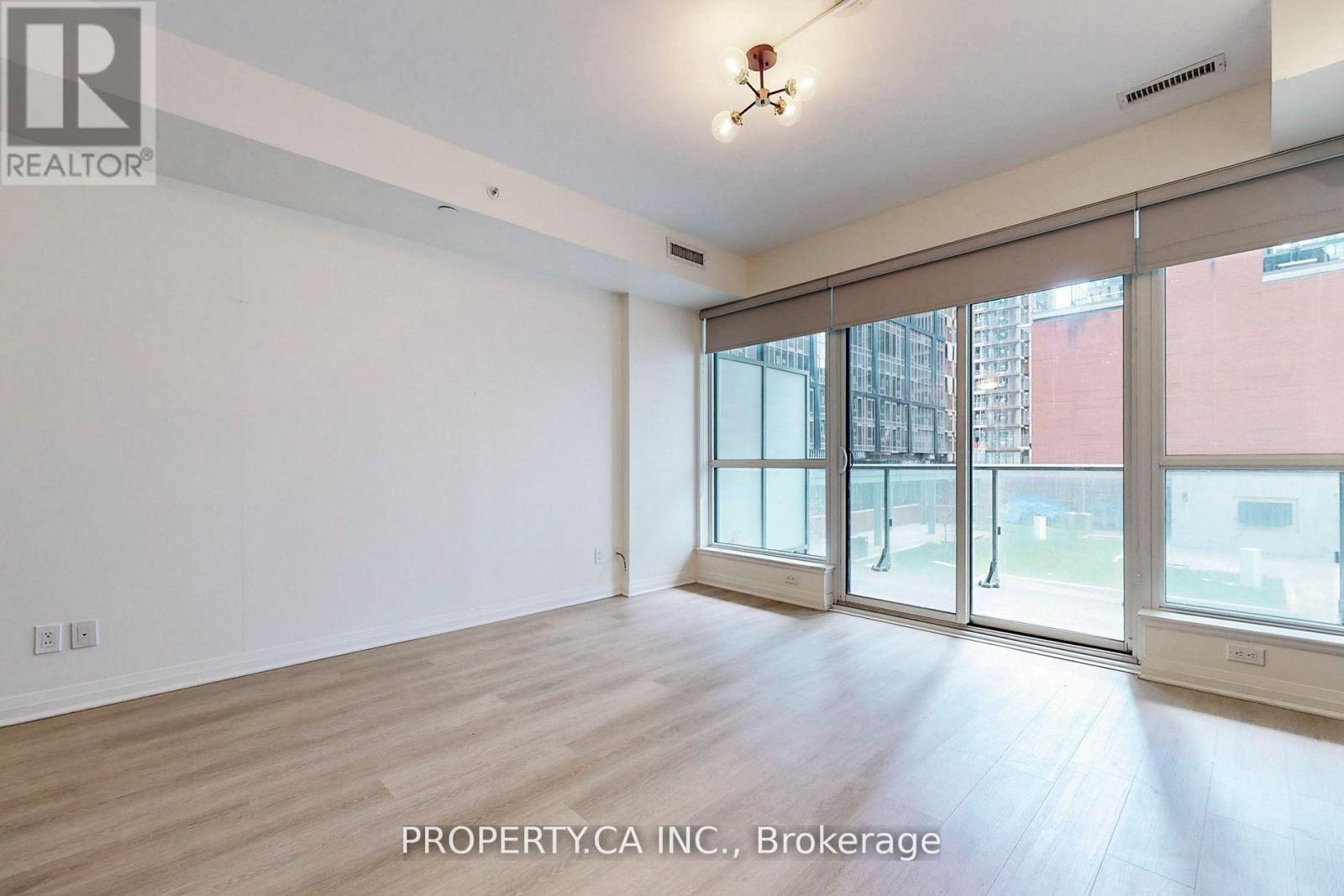 710 - 8 Mercer Street, Toronto, Ontario M5V 0C4 - Photo 6 - C13567050