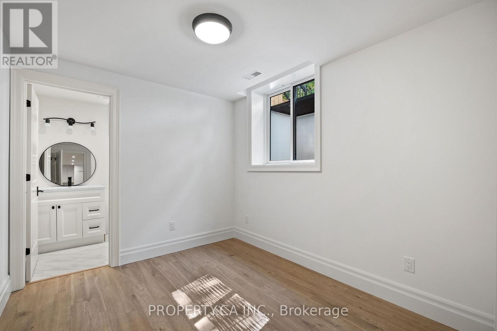 119 Invermay Avenue, Toronto, Ontario M3H 1Z7 - Photo 11 - C13567064