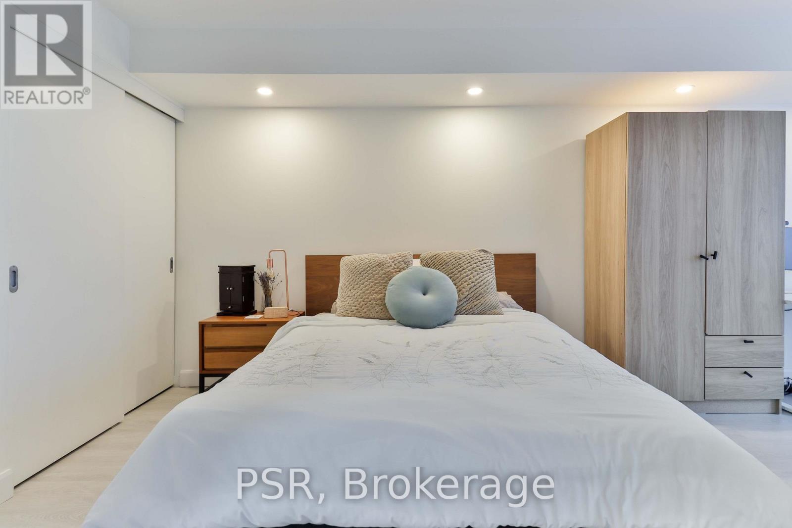 1403 - 8 York Street, Toronto, Ontario M5J 2Y2 - Photo 15 - C13567116