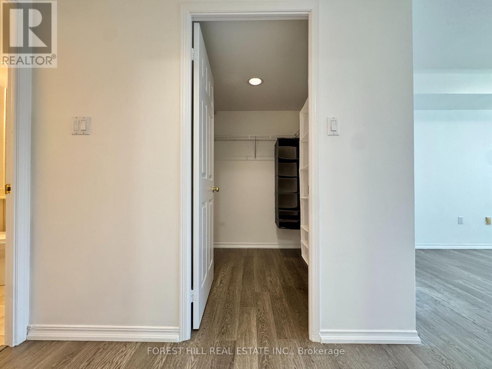 810 - 889 Bay Street, Toronto, Ontario M5S 3K6 - Photo 10 - C13567172