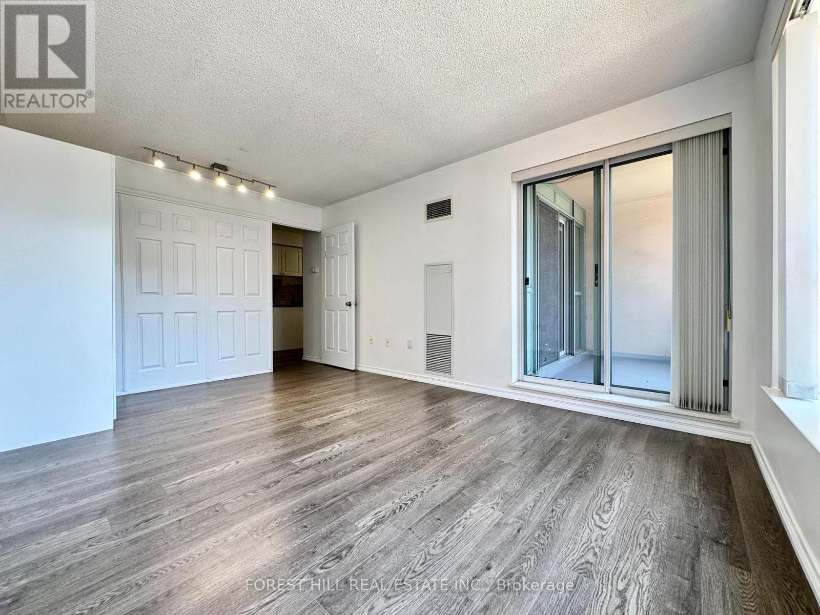 810 - 889 Bay Street, Toronto, Ontario M5S 3K6 - Photo 5 - C13567172