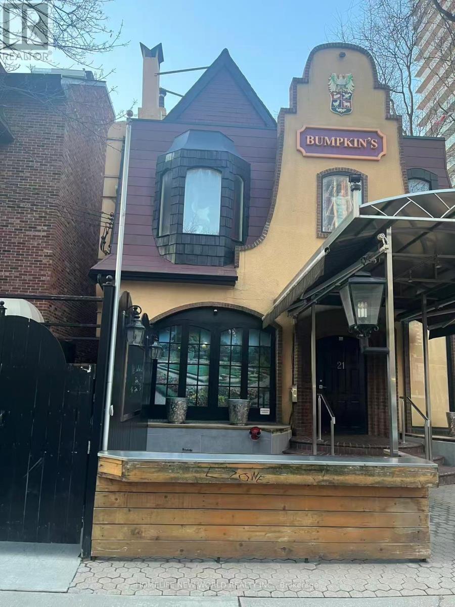 21 Gloucester Street, Toronto, Ontario M4Y 1L8 - Photo 9 - C13567216