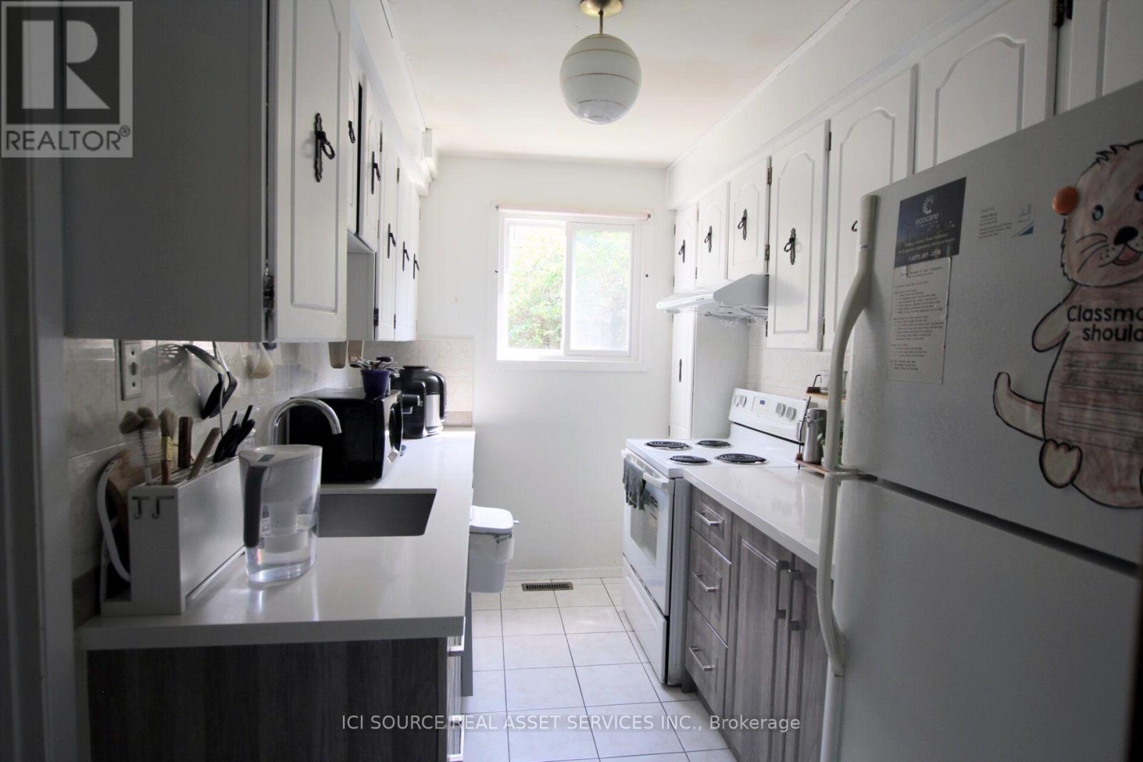 C - 22 Rollingwood Drive, Toronto, Ontario M2H 2M5 - Photo 3 - C13567220