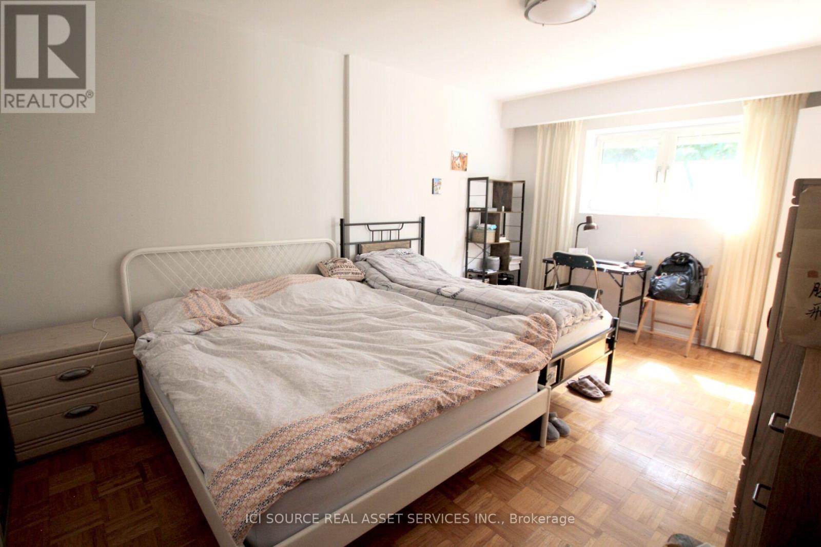 C - 22 Rollingwood Drive, Toronto, Ontario M2H 2M5 - Photo 4 - C13567220