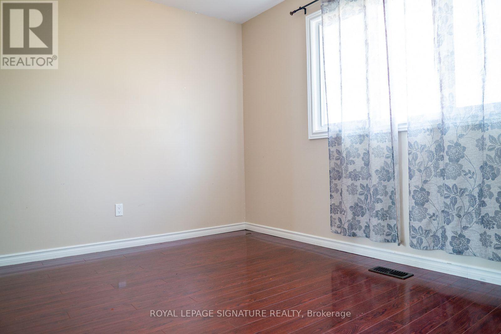 Upper - 1885 Rosefield Road, Pickering, Ontario  L1V 3K1 - Photo 18 - E13567078