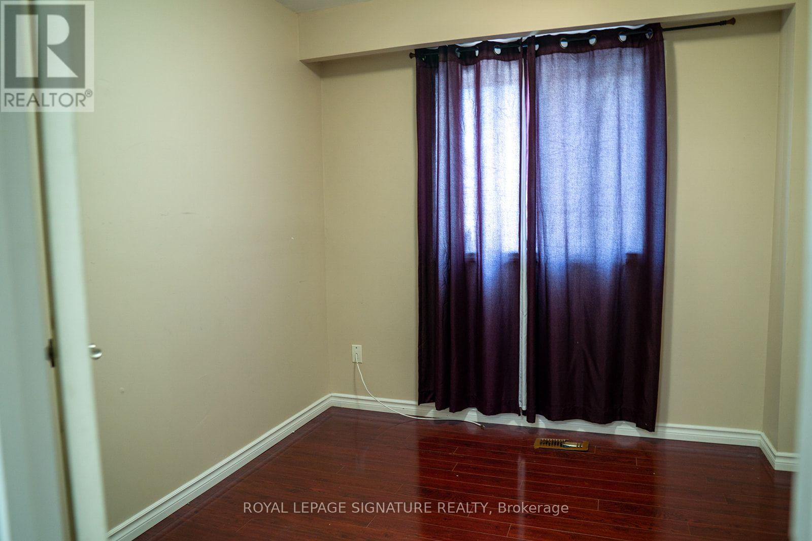 Upper - 1885 Rosefield Road, Pickering, Ontario  L1V 3K1 - Photo 7 - E13567078