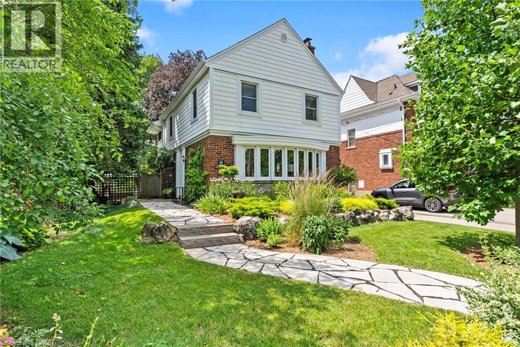 88 ROTHSAY Avenue, Hamilton, Ontario