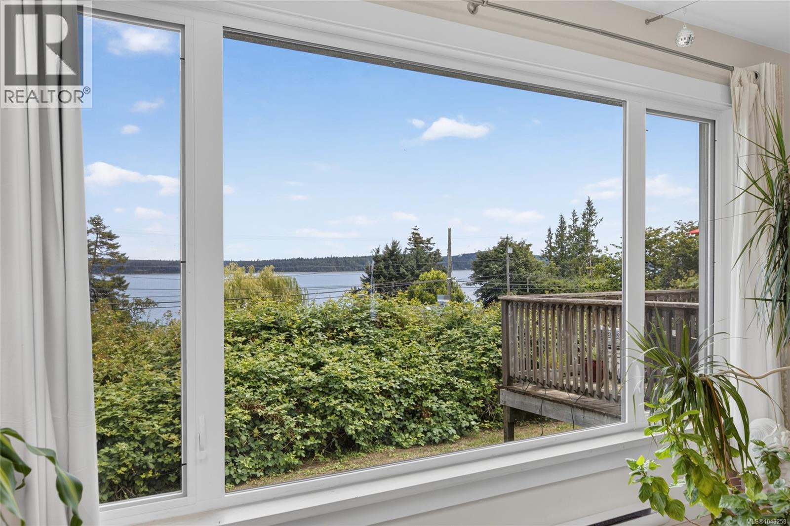 5674 Market St, Union Bay, British Columbia  V0R 3B0 - Photo 31 - 1043258