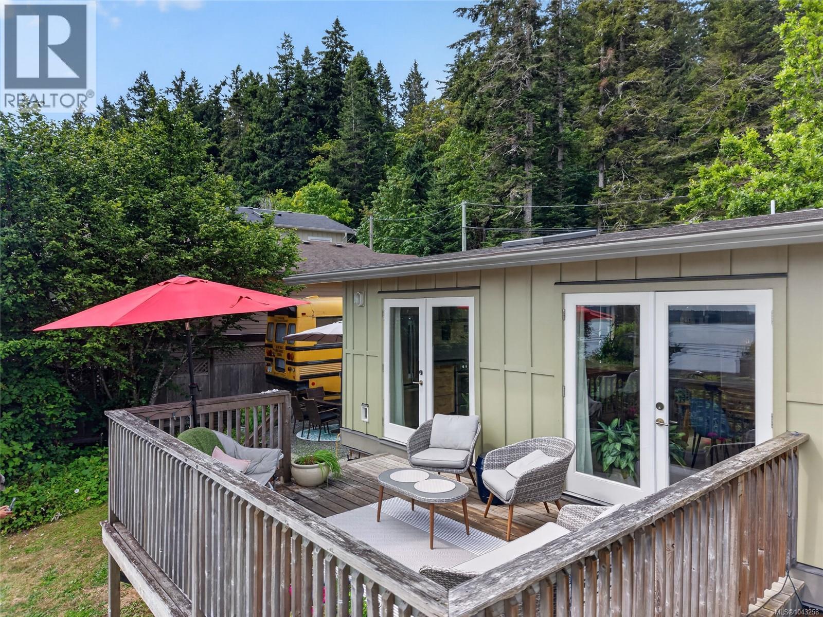 5674 Market St, Union Bay, British Columbia  V0R 3B0 - Photo 42 - 1043258