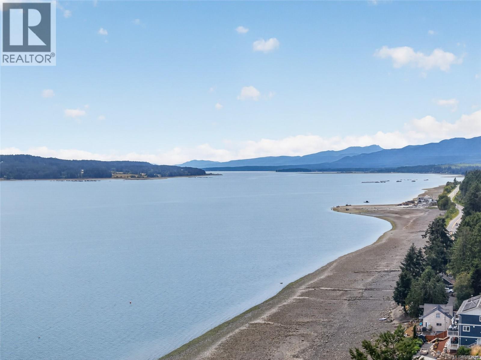 5674 Market St, Union Bay, British Columbia  V0R 3B0 - Photo 49 - 1043258