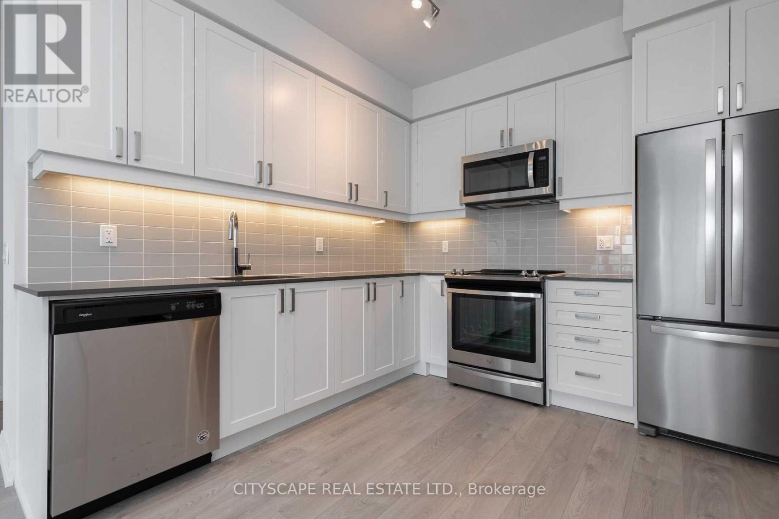 3508 - 7895 Jane Street, Vaughan (Concord), Ontario  L4K 2M7 - Photo 3 - N13567194
