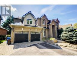 709 HIGHLAND BLADE ROAD, Newmarket, Ontario