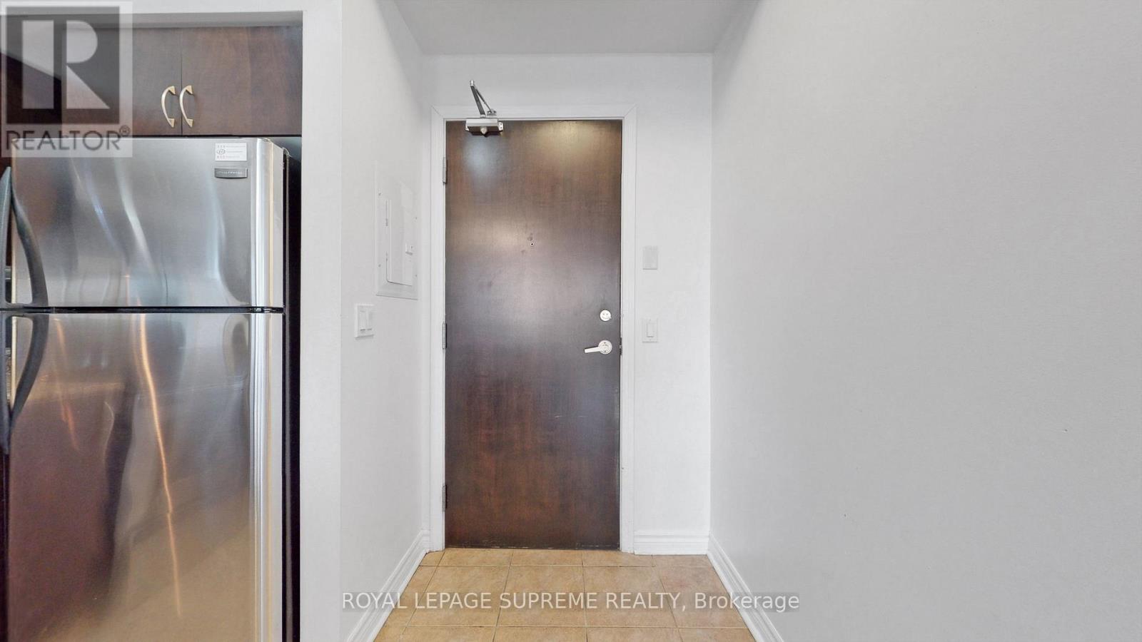 1505 - 388 Prince Of Wales Drive, Mississauga, Ontario  L5B 0A1 - Photo 2 - W13567066