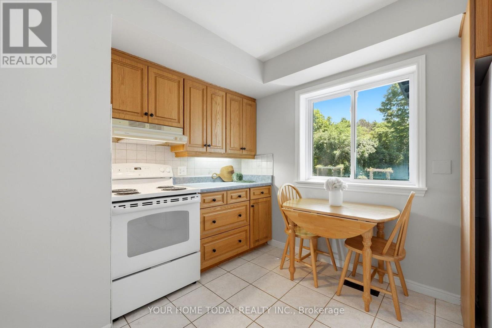 35 Dawson Crescent, Halton Hills, Ontario L7G 1H3 - Photo 14 - W13567144