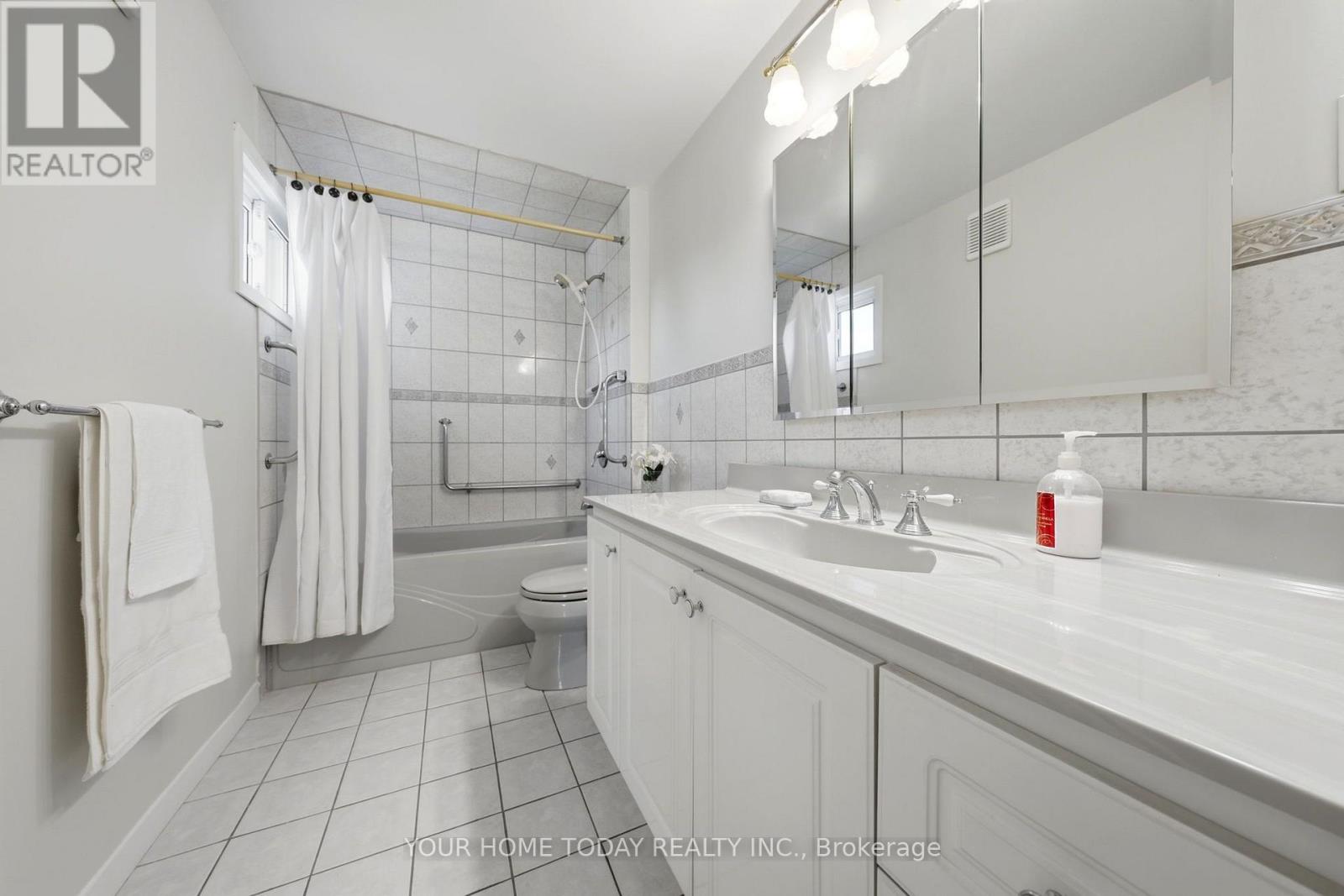 35 Dawson Crescent, Halton Hills, Ontario L7G 1H3 - Photo 29 - W13567144