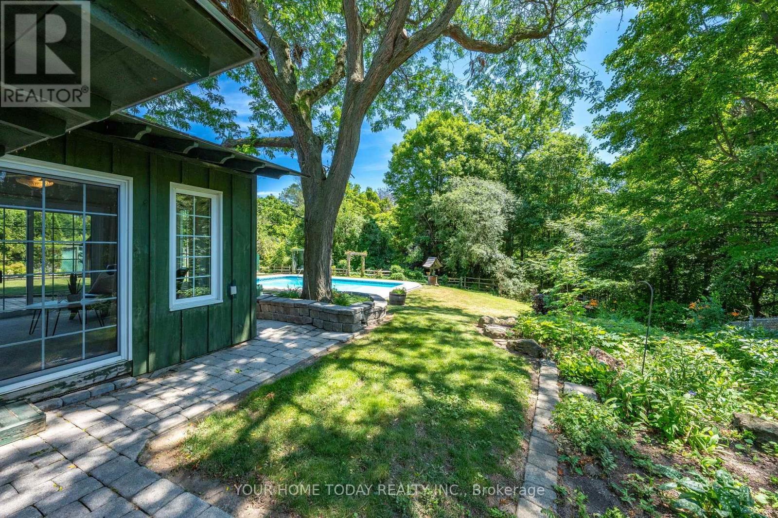 35 Dawson Crescent, Halton Hills, Ontario L7G 1H3 - Photo 34 - W13567144