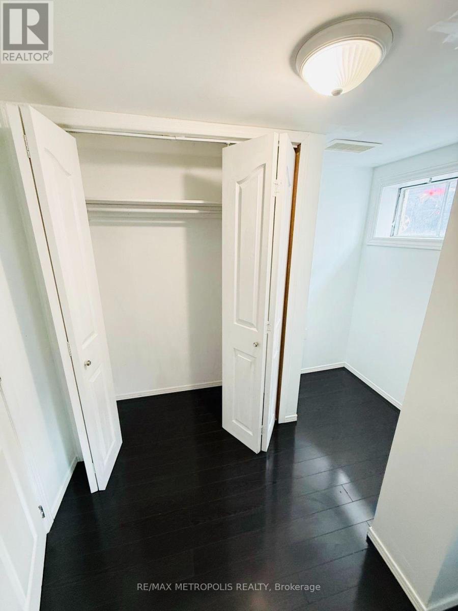 Basement - 11 Rambler Place, Toronto, Ontario  M3L 1N6 - Photo 12 - W13564124