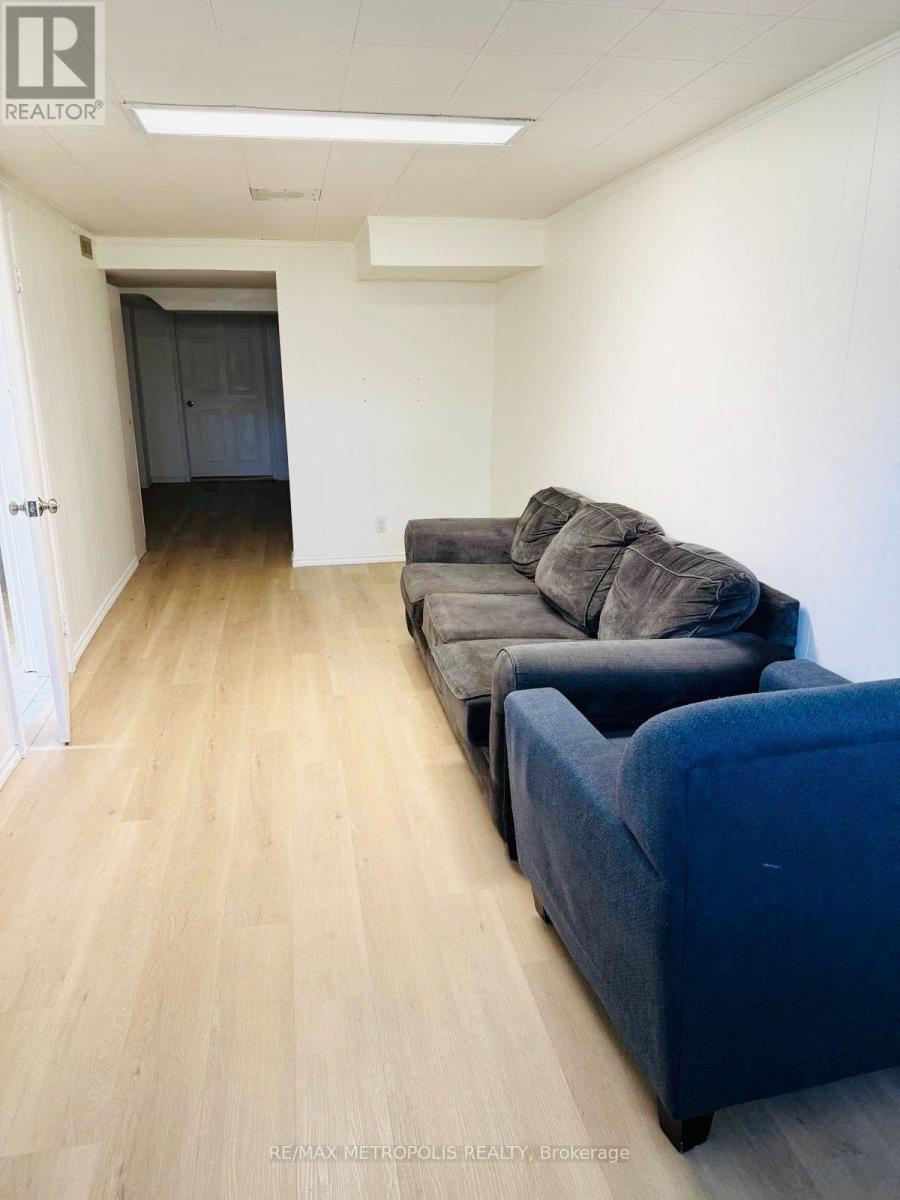 Basement - 11 Rambler Place, Toronto, Ontario  M3L 1N6 - Photo 14 - W13564124