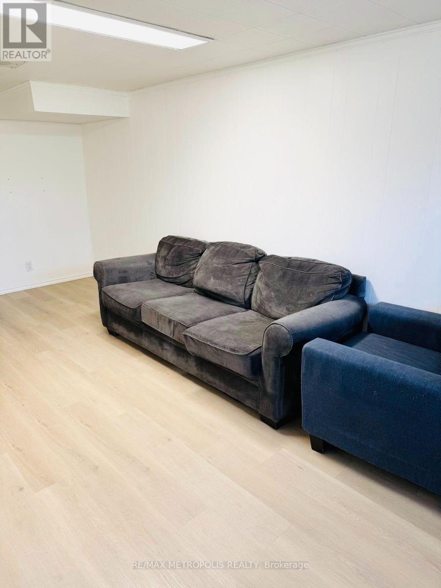 Basement - 11 Rambler Place, Toronto, Ontario  M3L 1N6 - Photo 24 - W13564124