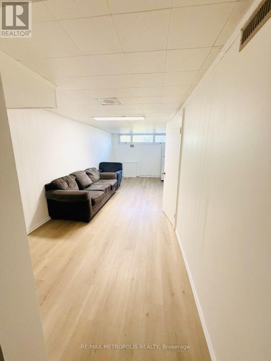 Basement - 11 Rambler Place, Toronto, Ontario  M3L 1N6 - Photo 22 - W13564124