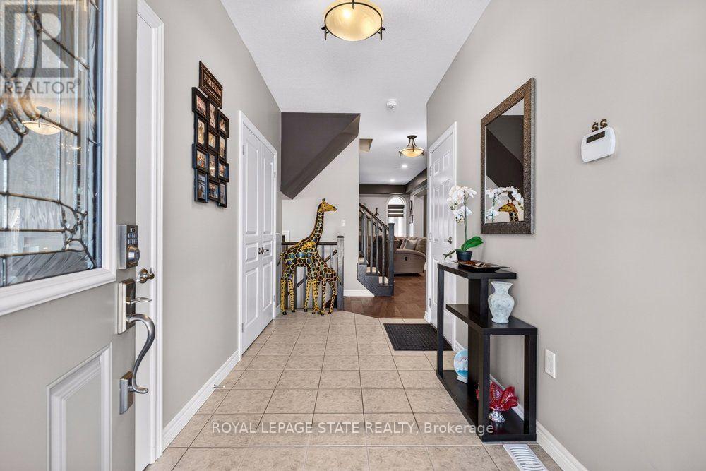 273 Festival Way, Hamilton, Ontario  L0R 1C0 - Photo 7 - X13567150