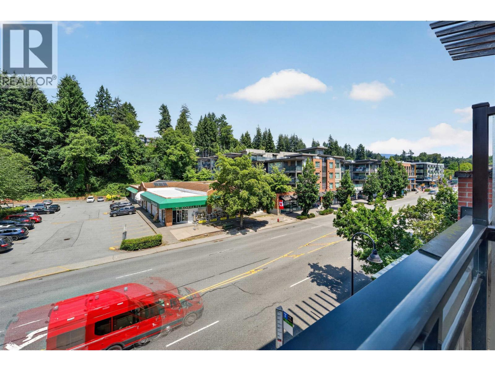305 1177 MARINE DRIVE — photo 28