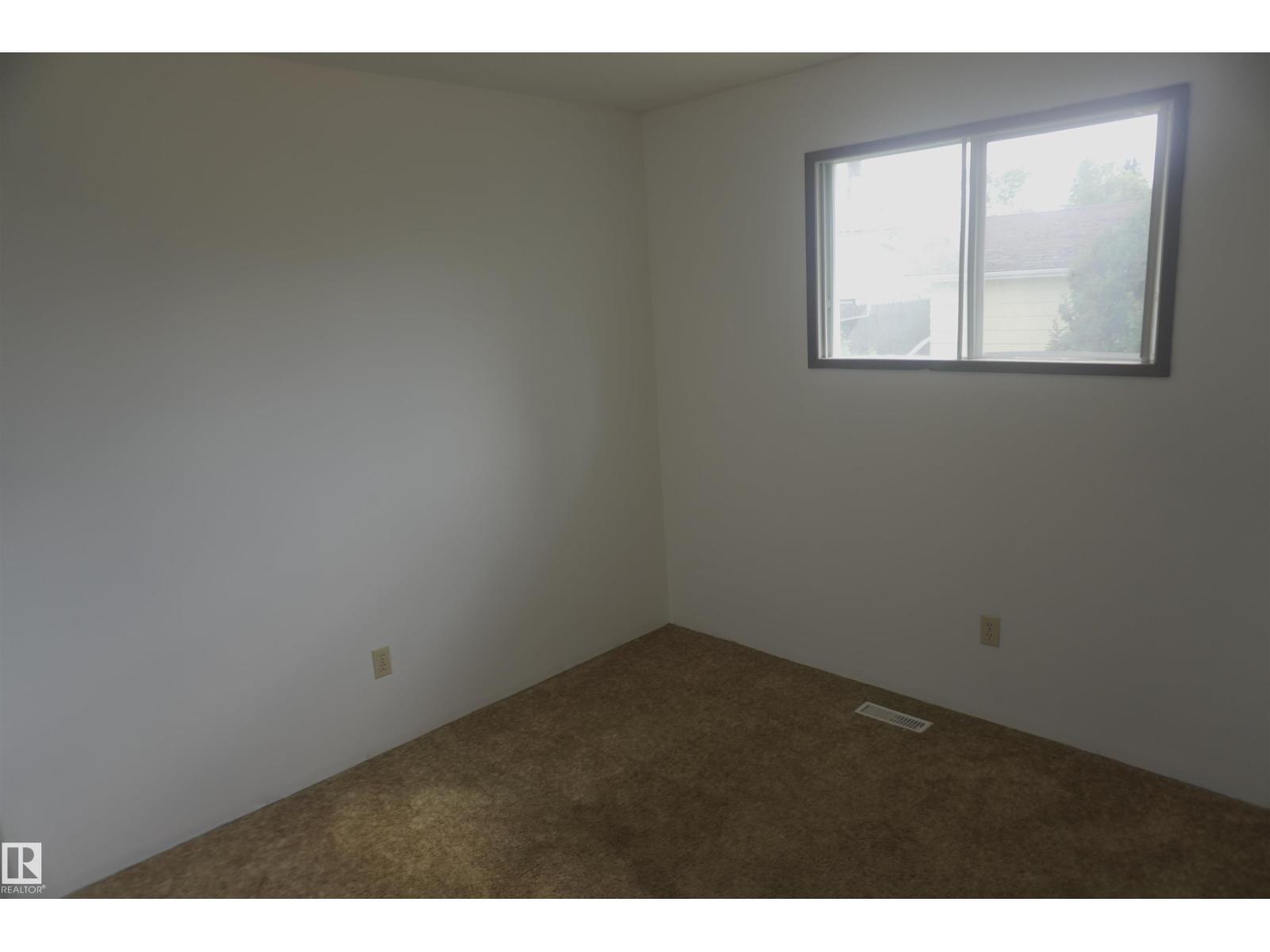 5713 49 St, Vegreville, Alberta  T9C 1G6 - Photo 11 - E4498902