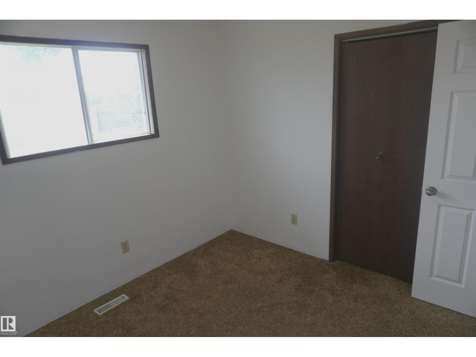 5713 49 St, Vegreville, Alberta  T9C 1G6 - Photo 12 - E4498902