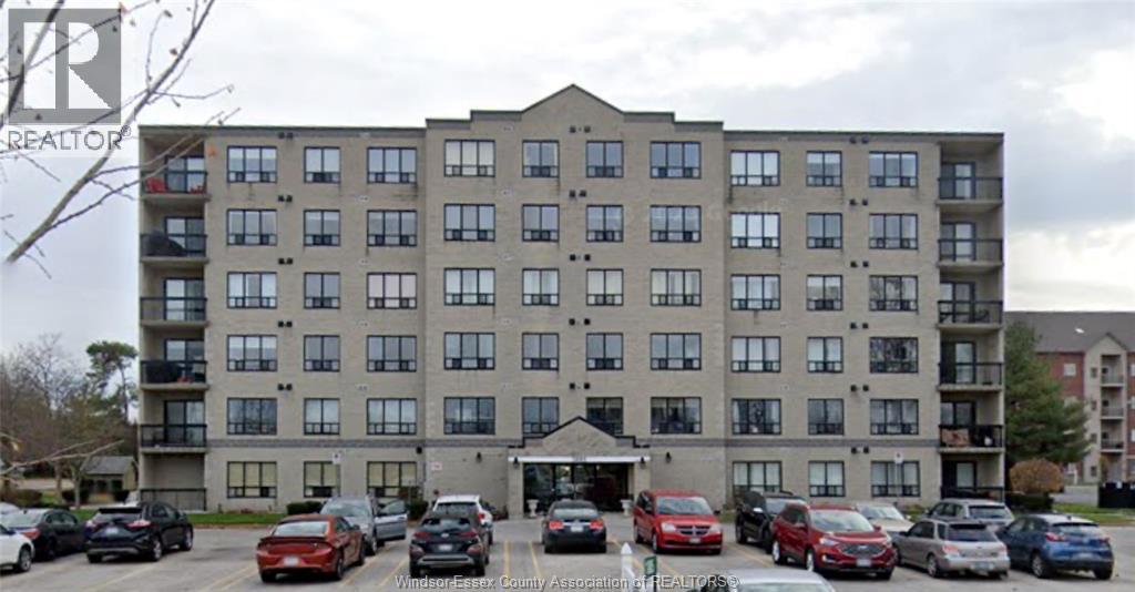 1885 NORMANDY Unit# 104, LaSalle