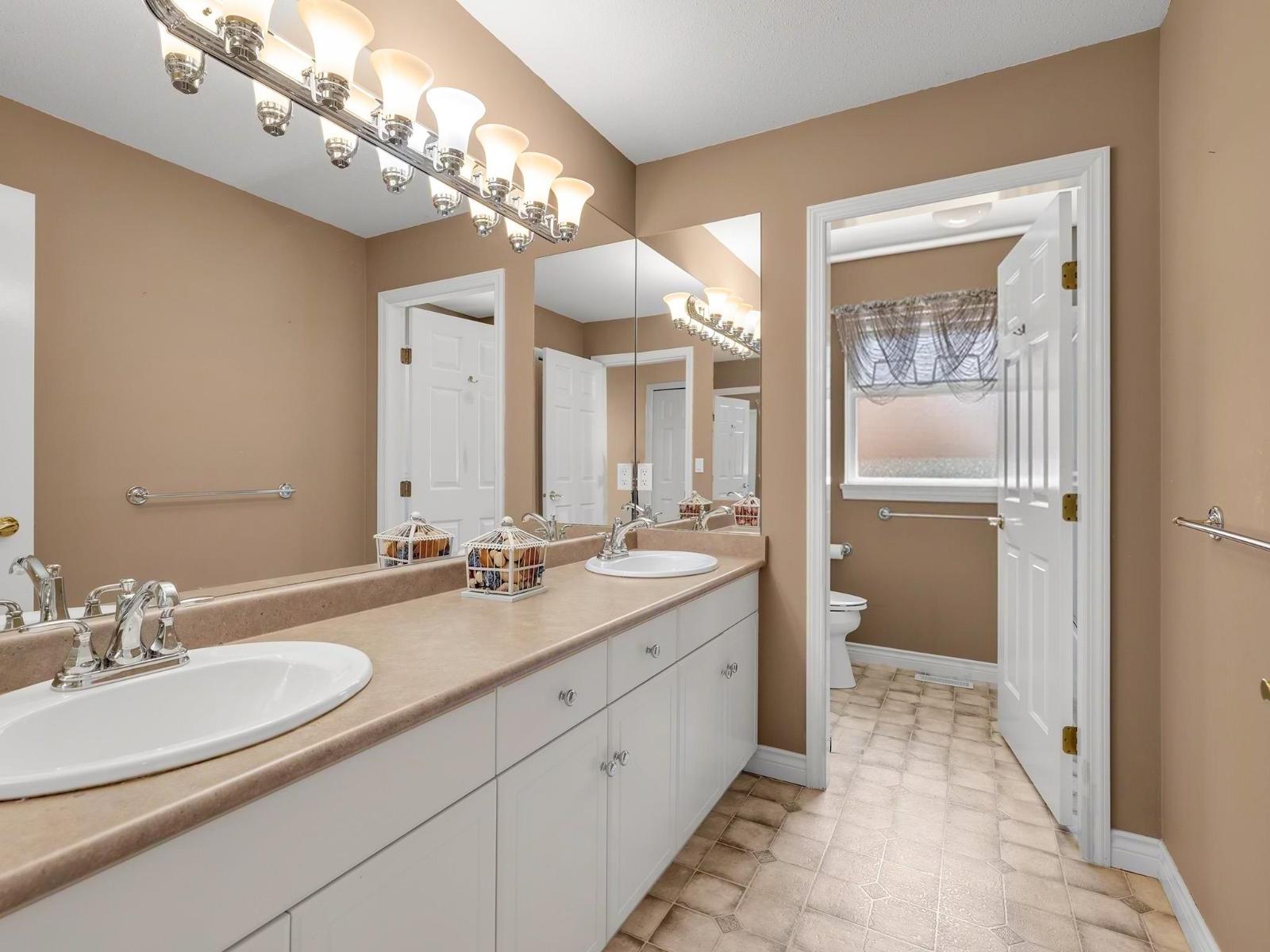 14096 28a Avenue, Surrey, British Columbia  V4P 2H8 - Photo 35 - R3143940