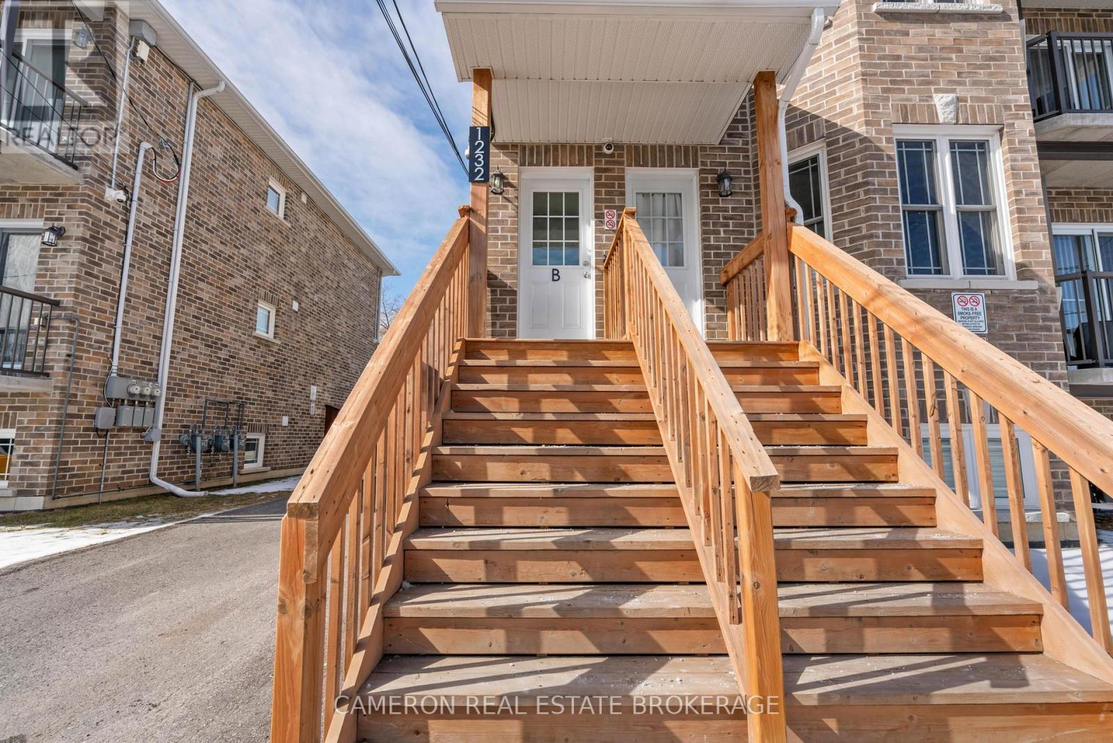 B - 1232 Cumberland Street, Cornwall, Ontario K6J 4K5 - Photo 2 - X13567344