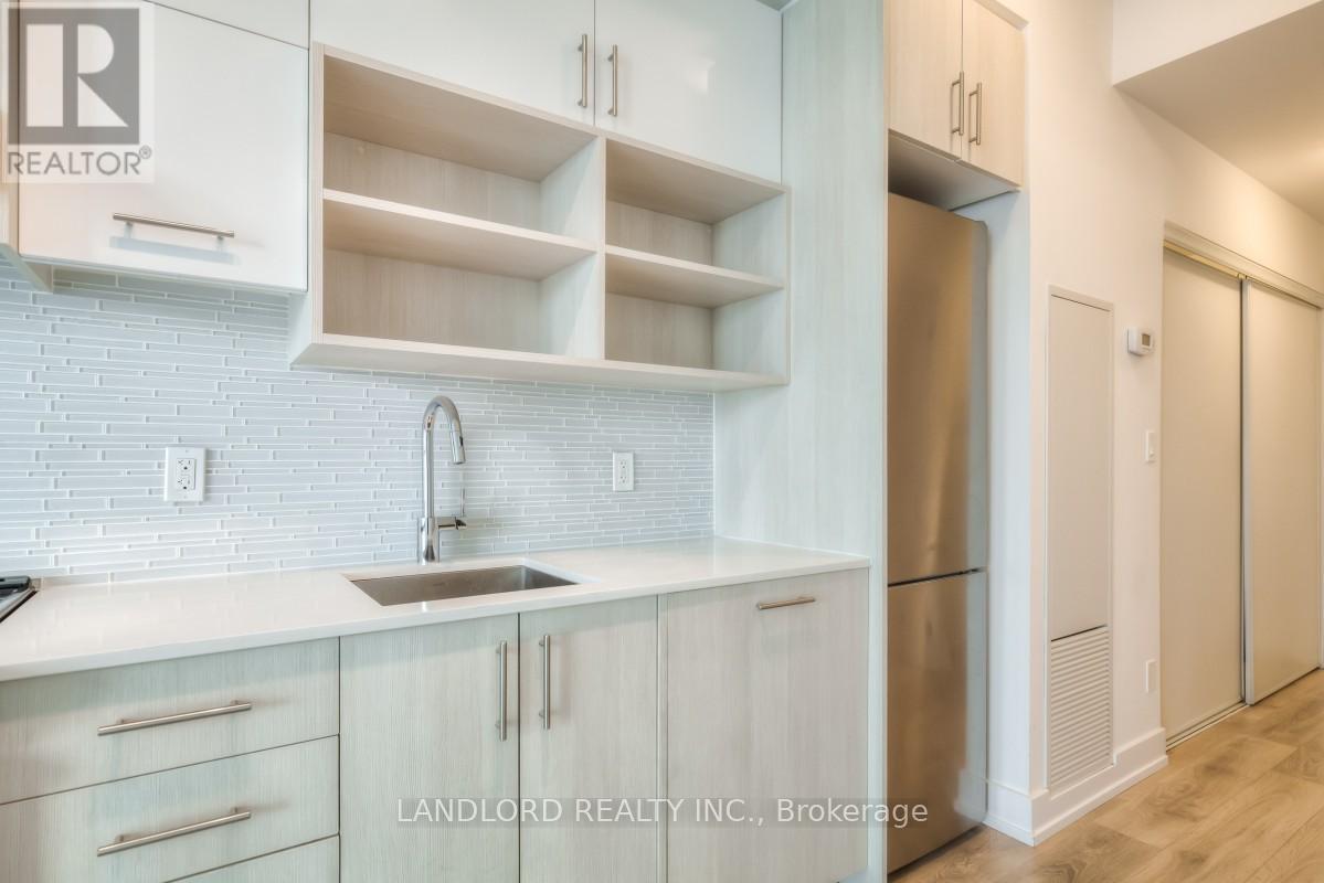 603 - 150 Fairview Mall Drive, Toronto, Ontario  M2J 0E7 - Photo 3 - C13567350