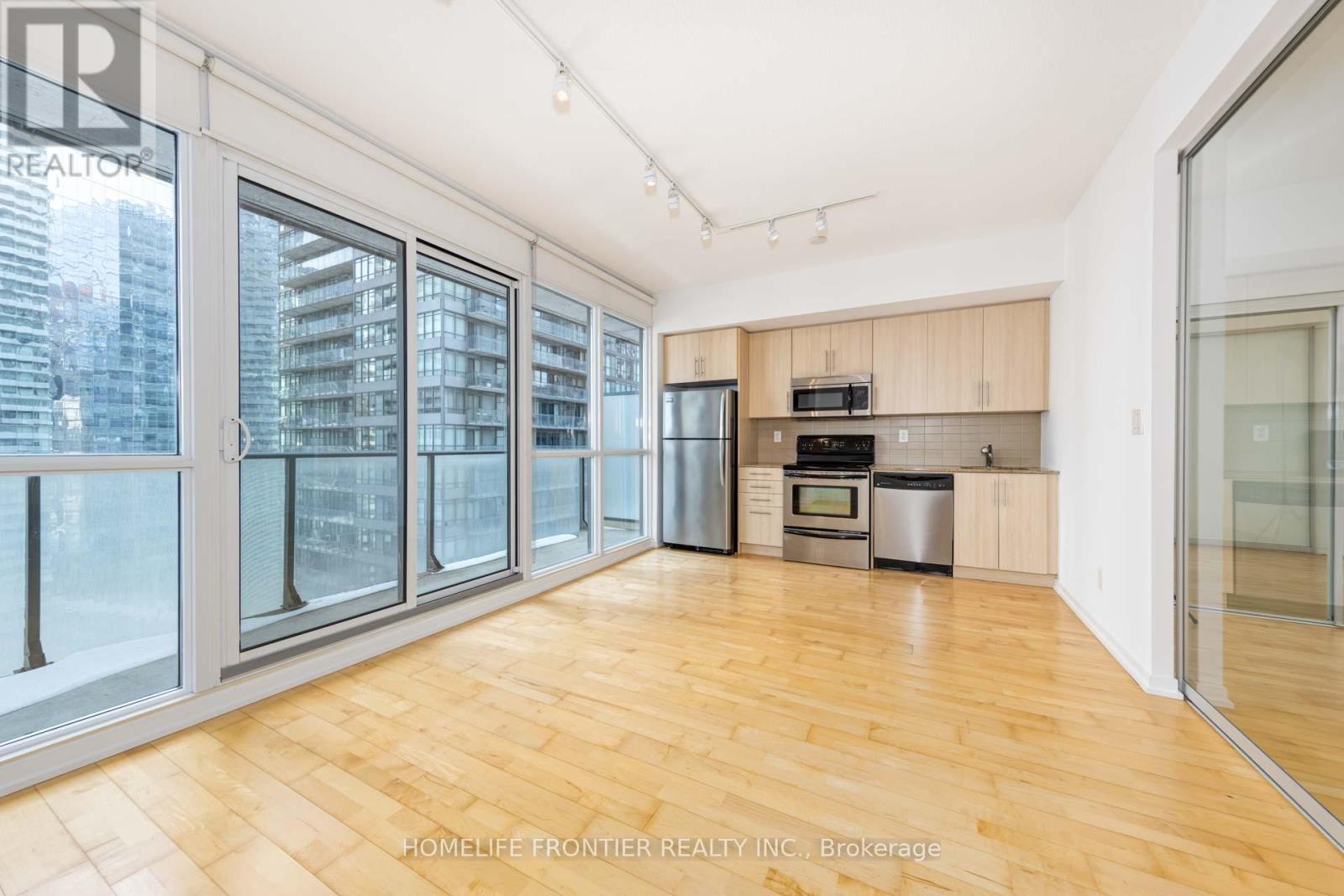 2111 - 65 Bremner Boulevard, Toronto, Ontario  M5J 0A7 - Photo 10 - C13567466
