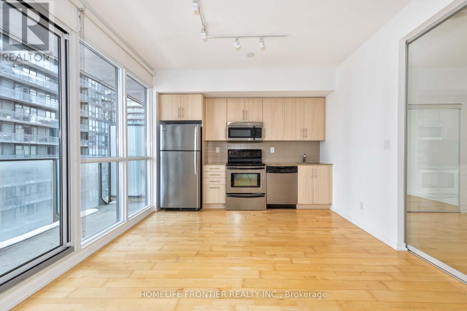 2111 - 65 Bremner Boulevard, Toronto, Ontario  M5J 0A7 - Photo 11 - C13567466
