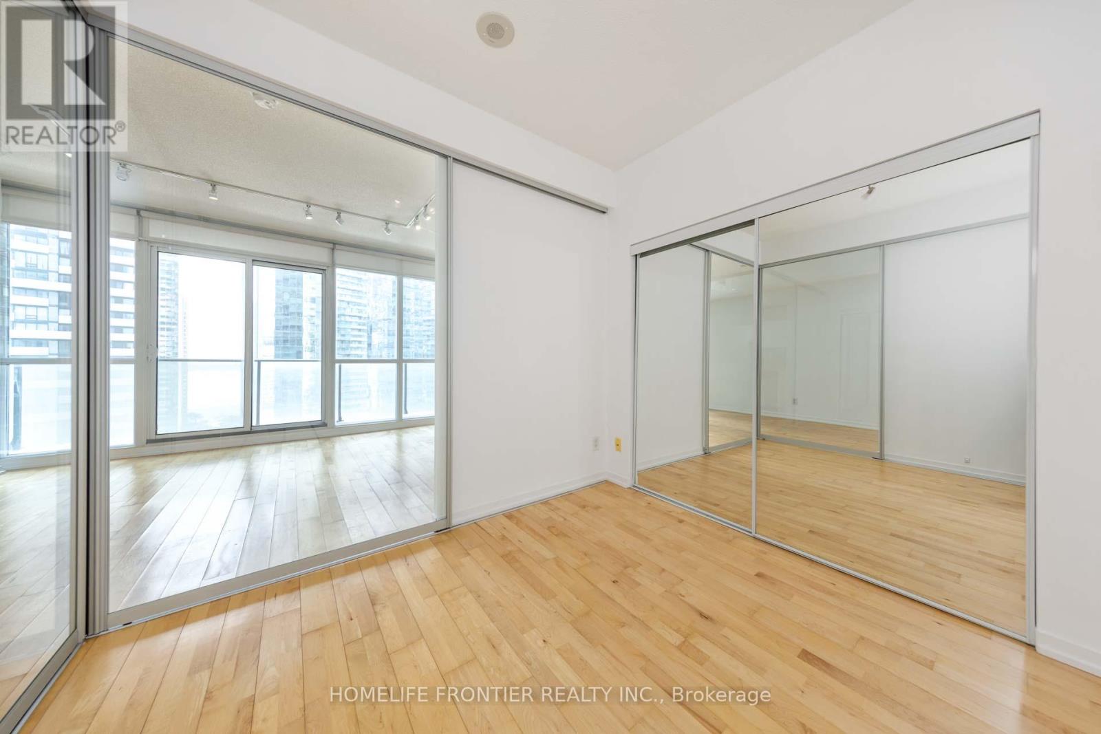2111 - 65 Bremner Boulevard, Toronto, Ontario  M5J 0A7 - Photo 17 - C13567466