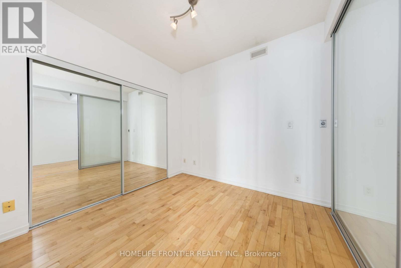2111 - 65 Bremner Boulevard, Toronto, Ontario  M5J 0A7 - Photo 18 - C13567466