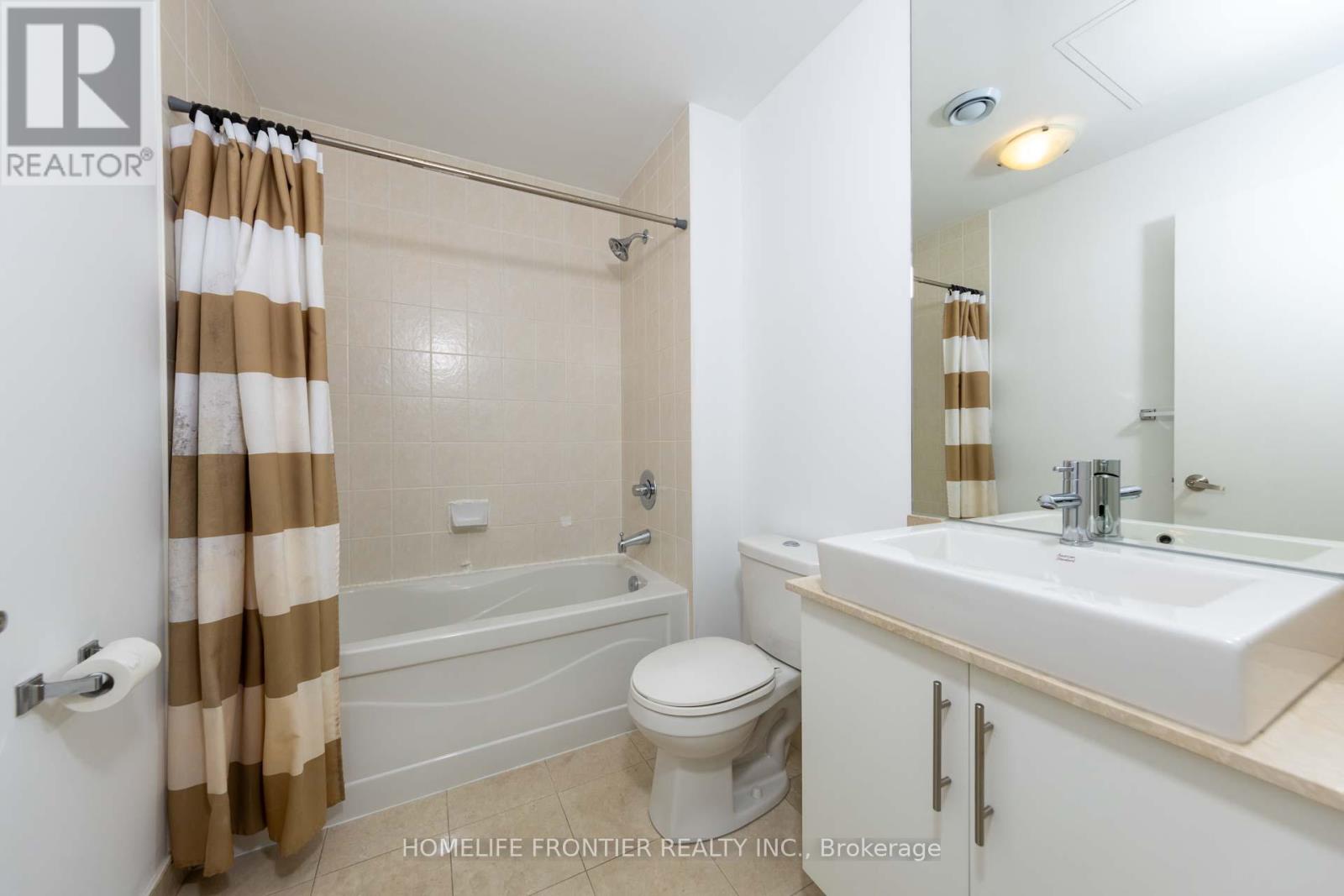 2111 - 65 Bremner Boulevard, Toronto, Ontario  M5J 0A7 - Photo 4 - C13567466